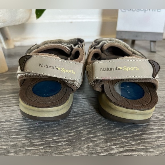 Dr. Scholl’s x Natural Sport VeIcro Sandals w Massage Gel Insoles. Size 6 - Picture 6 of 10